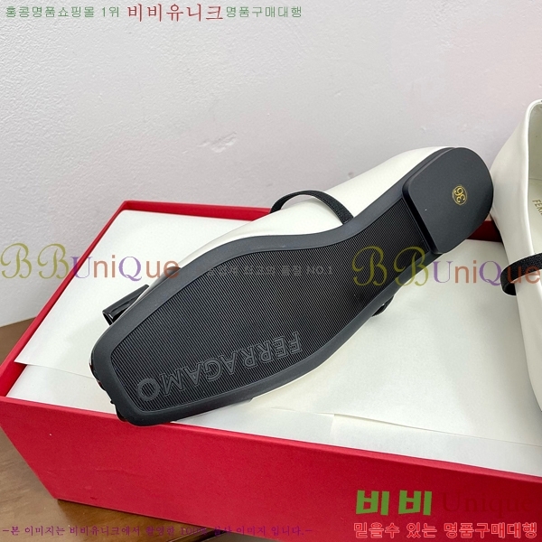 ��󰡸� �� �ٶ� �߷����� ���� �÷����� 35F568577-5