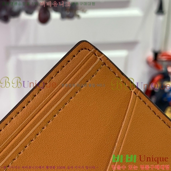 #���̺��� ���� ��Ƽ�� ���� M11716-101