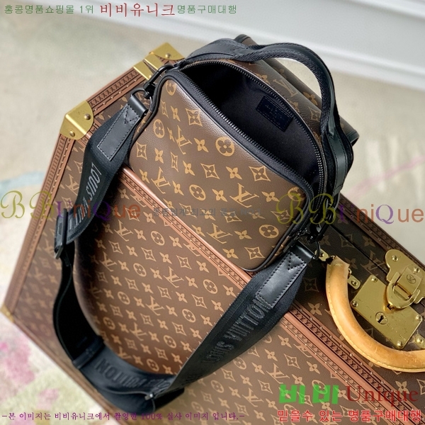 #���̺��� ���׷� Ʈ���� ũ�ν��� M46973-101