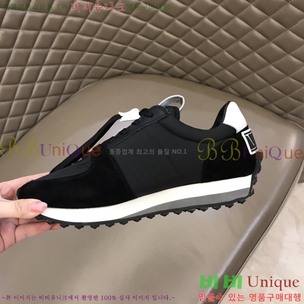 ���� �߷�Ƽ�� ����Ŀ�� 28VT24822-2