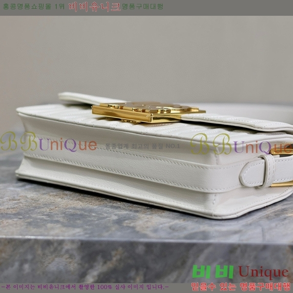 #��� �̽���� �÷��� M2610-104