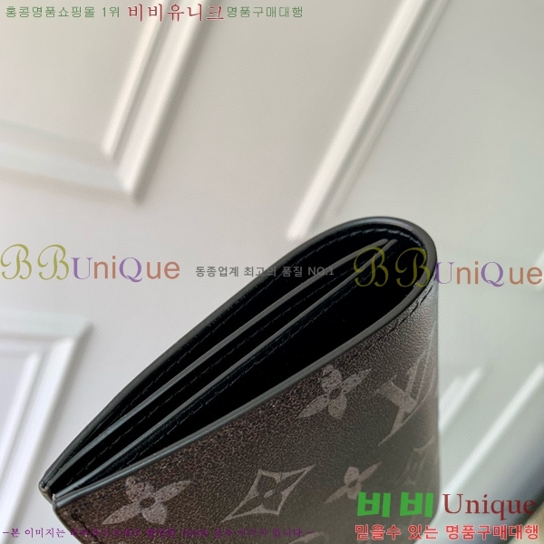 #���� ���� �н���Ʈ Ŀ�� M64502-108