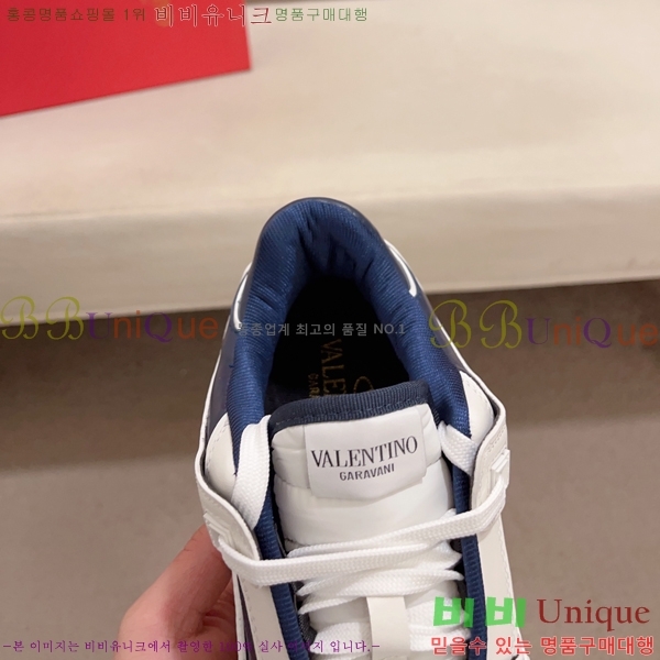 ���� �߷�Ƽ�� ����Ŀ�� 23VT248144-3