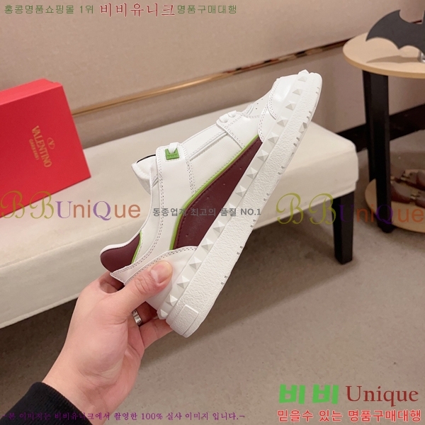 ���� �߷�Ƽ�� ����Ŀ�� 23VT248144-4