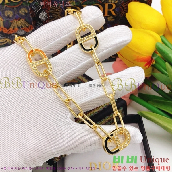 ��� ����� DO74724