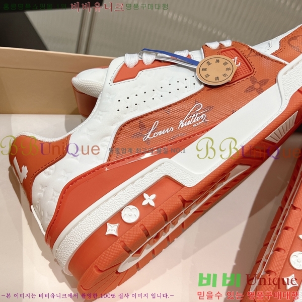 NEW LV Ʈ���̳� ����Ŀ�� 44L2412435-4