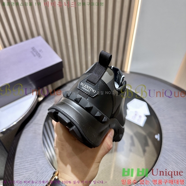 ���� �߷�Ƽ�� ����Ŀ�� VT4561242-8