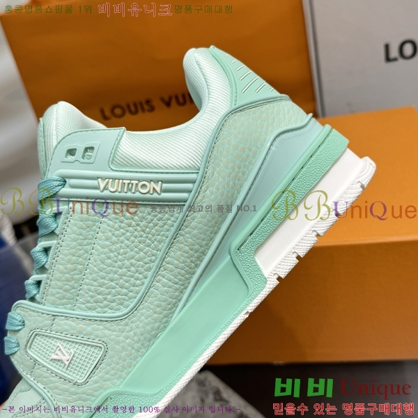 ���̺��� LV Ʈ���̳� ����Ŀ�� 48L2412435-4