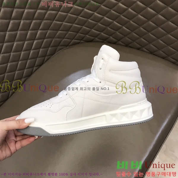 ���� �߷�Ƽ�� ����ž V965816-8