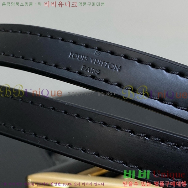 #���̺��� Ʈ����Ʈ MM M24631-101