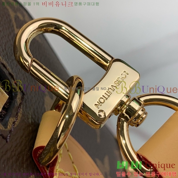 #���̺��� ���ǵ� Ʈ��ũ 20 M13146-102