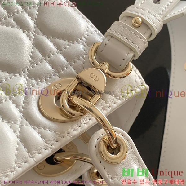 # NEW my abc ̵  24DM05385-651