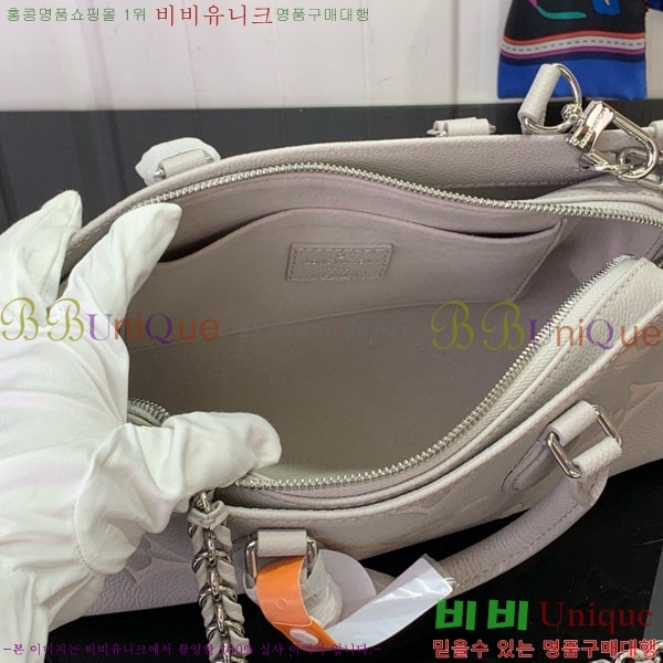 #���� ���� �´��� �̽�Ʈ ����Ʈ M14213-100