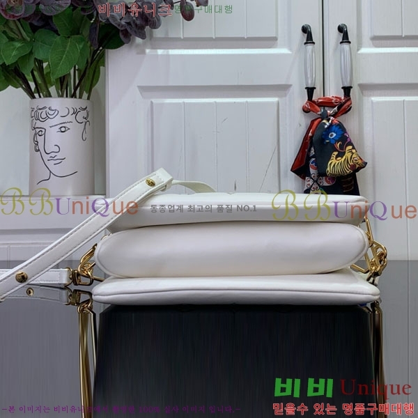 #̺ LV x TM Ƽ÷  PM  M13233-101