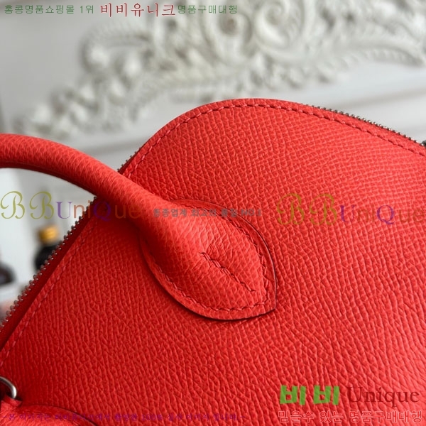 #޽     HE712379-105