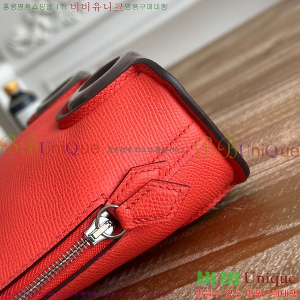 #޽     HE712379-105