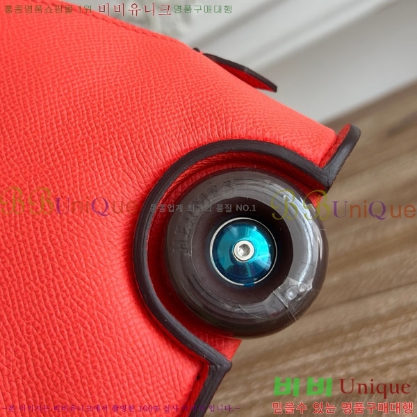 #޽     HE712379-105