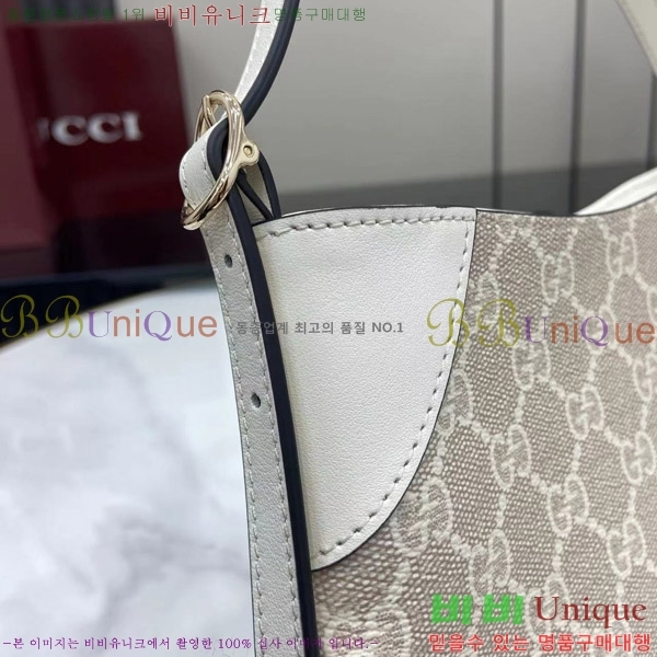 # GG   ̴  820696-203