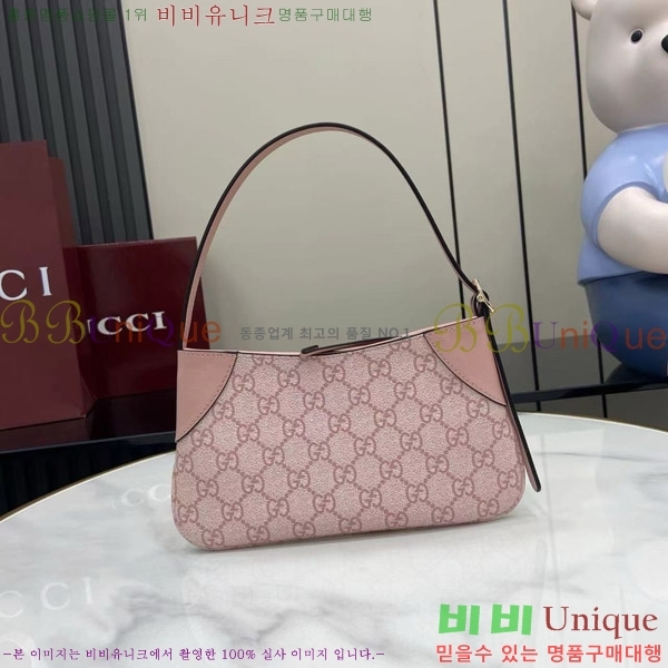 # GG   ̴  820696-202