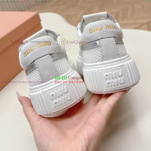 ���� �̿�̿� ����Ŀ�� 33MU253214-13