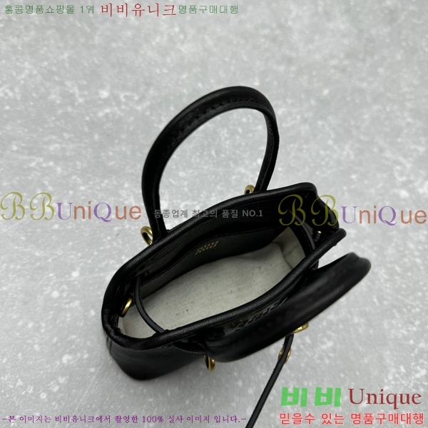 �̿�̿� ���� Ʈ�� 5NR037-200