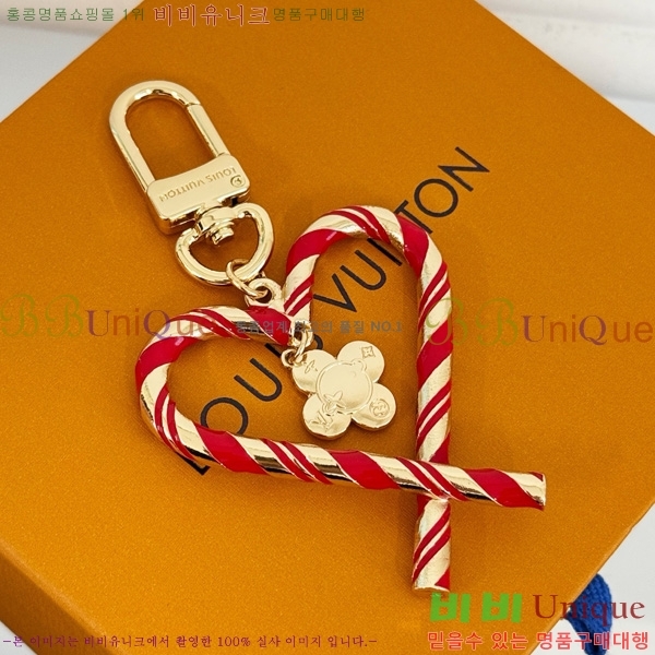 #̺  XMAS   M02207-101