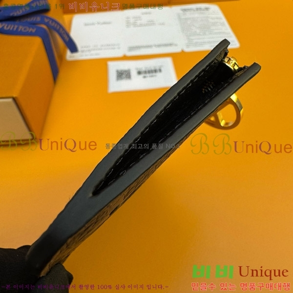 #̺  ī Ȧ M81883-60