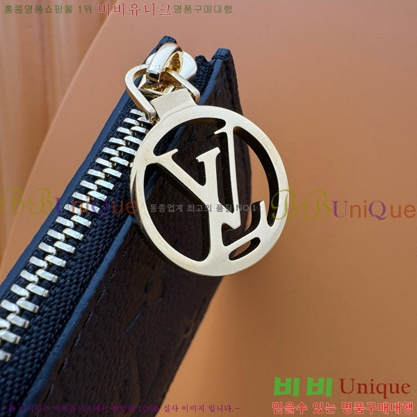 #̺  ī Ȧ M81883-60