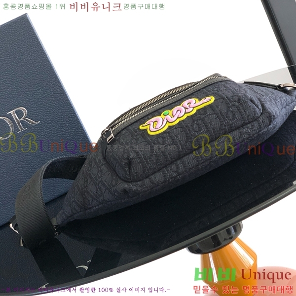 #��� ���̴� 2.0 KAWS ��Ʈ�� 1ESBO077-1