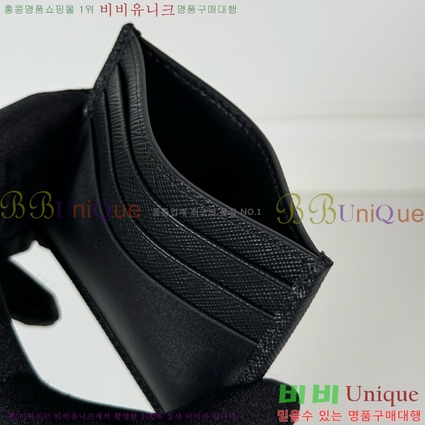 #  ﰢΰ ī 2MC025-301