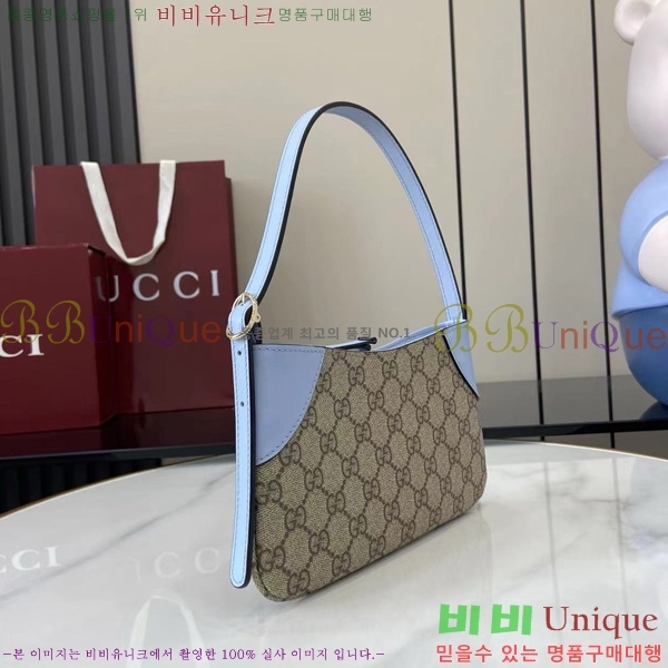 # GG   ̴  820696-207