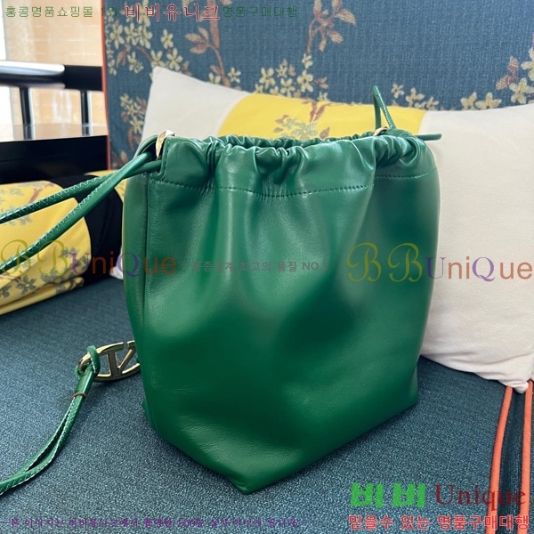 #߷Ƽ ٴ ̷ΰ ̵ Ǫ Ŷ 20866-4