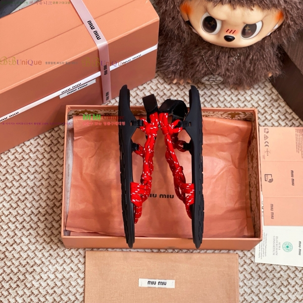 ���� �̿�̿� ĳ�־� ���� 25MU255252-1