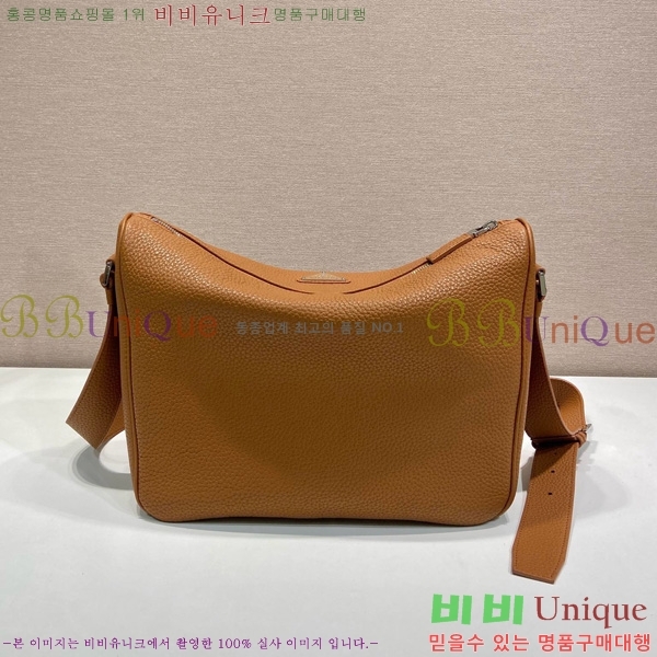 #����� �ﰢ �ΰ� ���� ũ�ν��� 2VH182-103