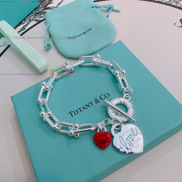 �������� Ƽ�Ĵ� ���� TF212077-8