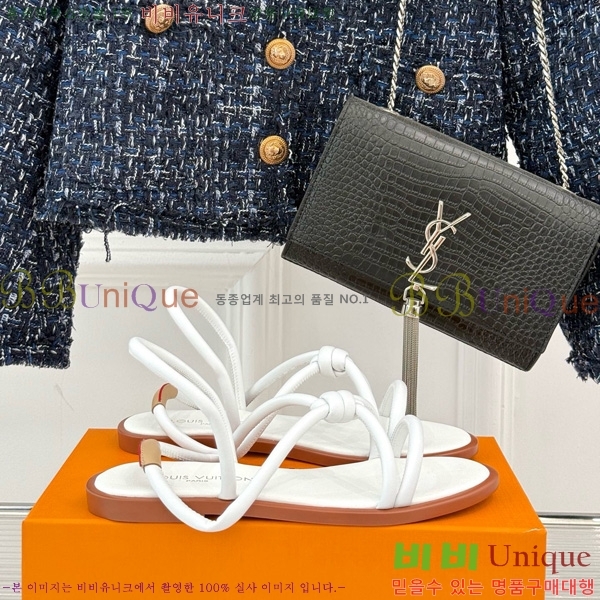 ̺ ÷  35LV7142533-1