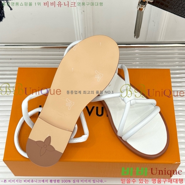 ̺ ÷  35LV7142533-1