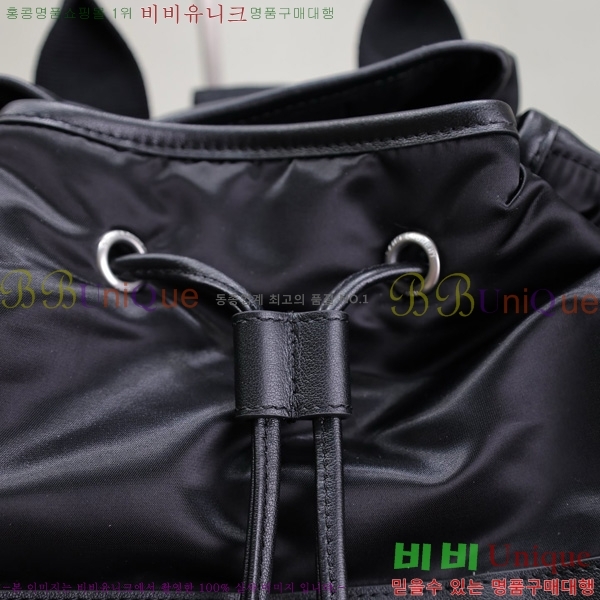 #ζ   ΰ  734682-301