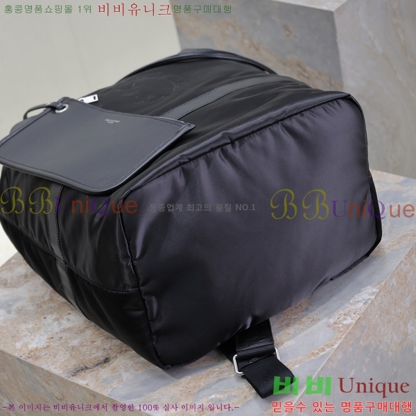 #ζ   ΰ  734682-301