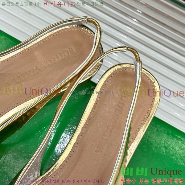 װŸ   32BV4524101-3