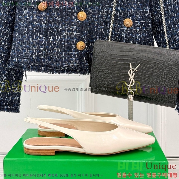 װŸ   32BV4524101-2