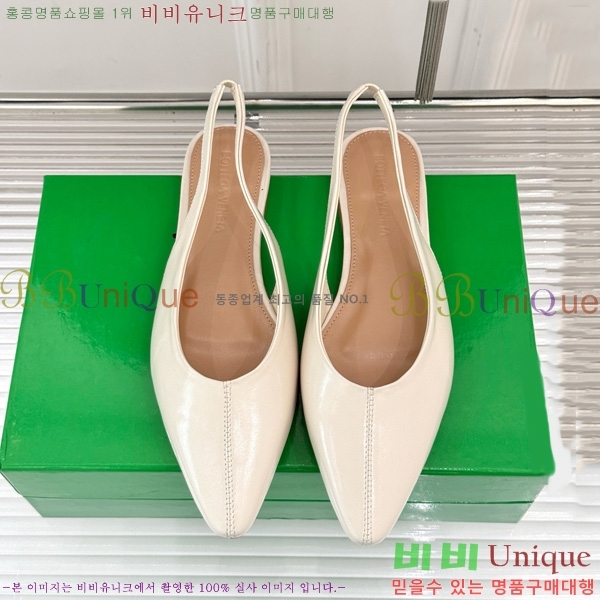 װŸ   32BV4524101-2