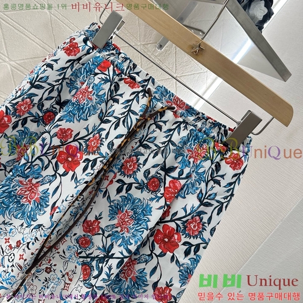 ���� ���̺��� ��ĿƮ LV120655-7