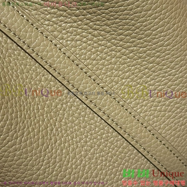 #޽ ź 18 HE245112-102