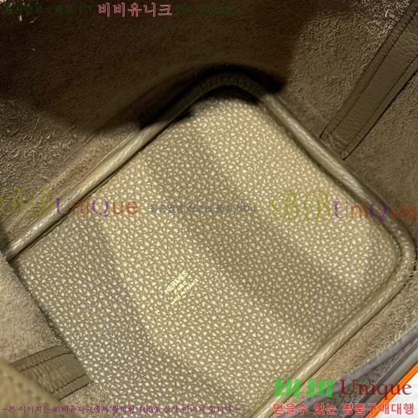 #޽ ź 18 HE245112-102