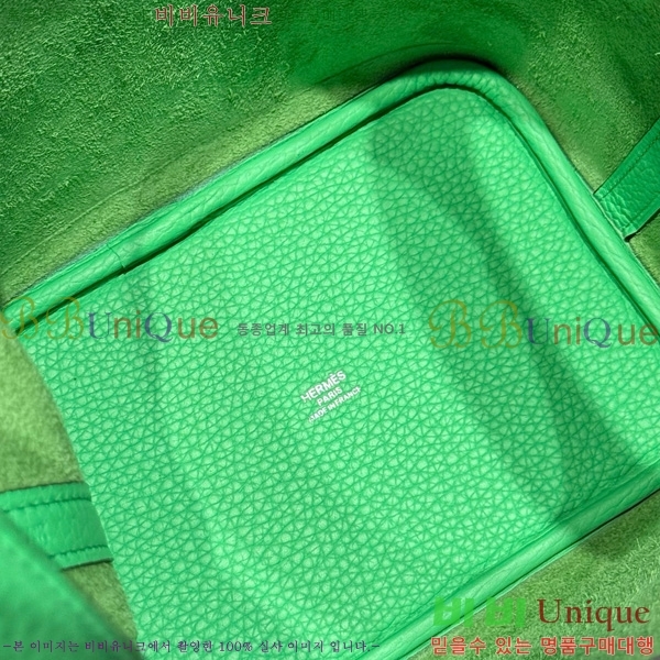 #޽ ź 18 HE245112-104