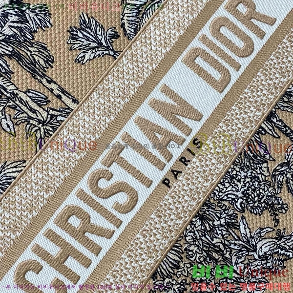 #  Ʈ  M12868001-607