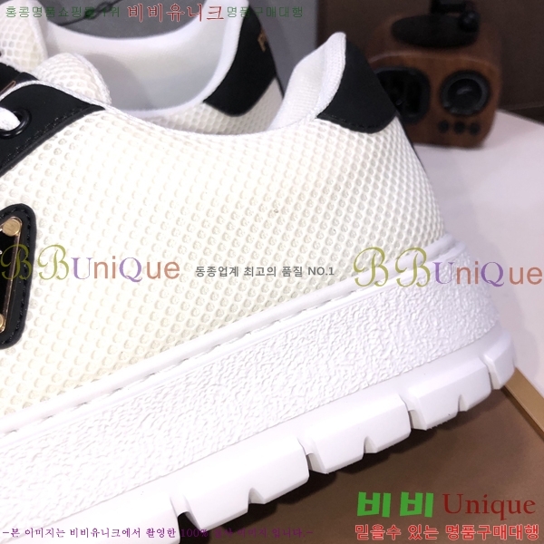 ���� ����� ����Ŀ�� LA669093-1