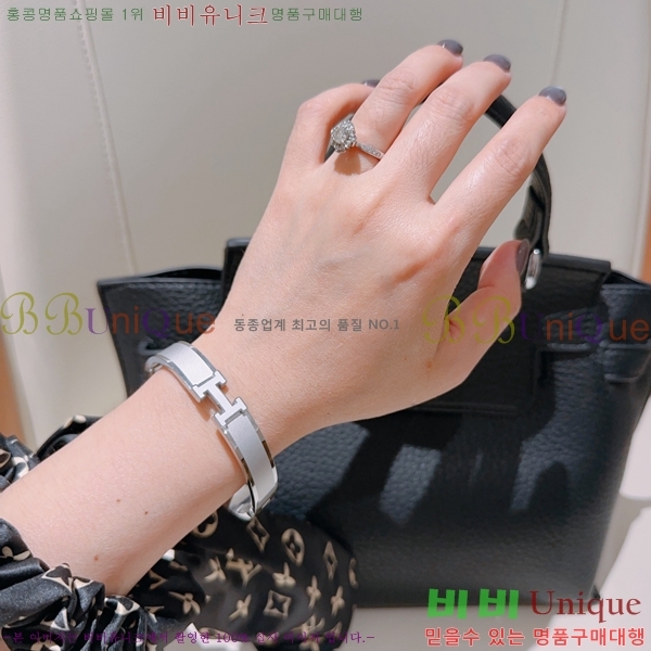  ޽ Ŭƽ  8HE256713-1