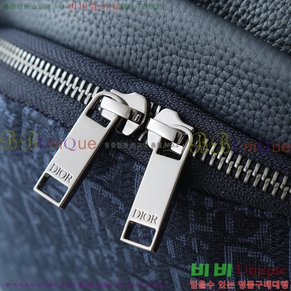 #��� ���̴� 2.0 KAWS ���� ���� 1ESBA199-301